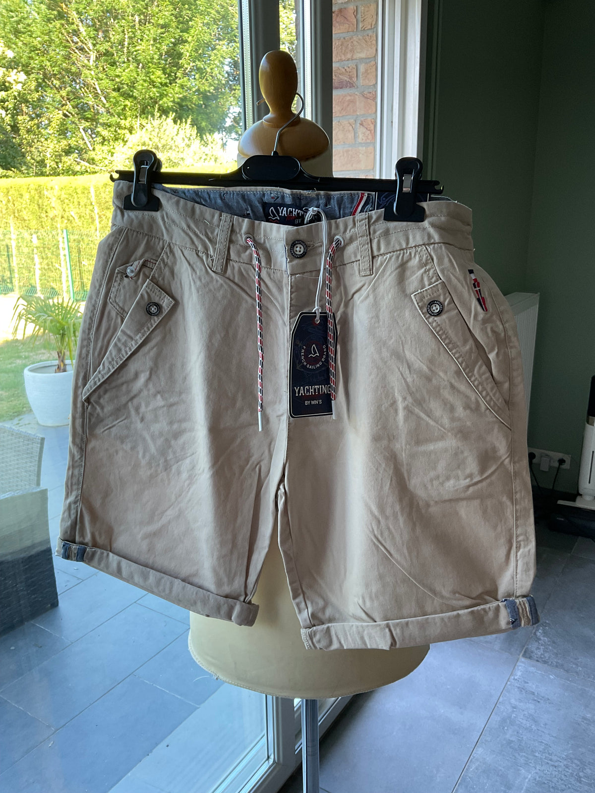 Short Joël