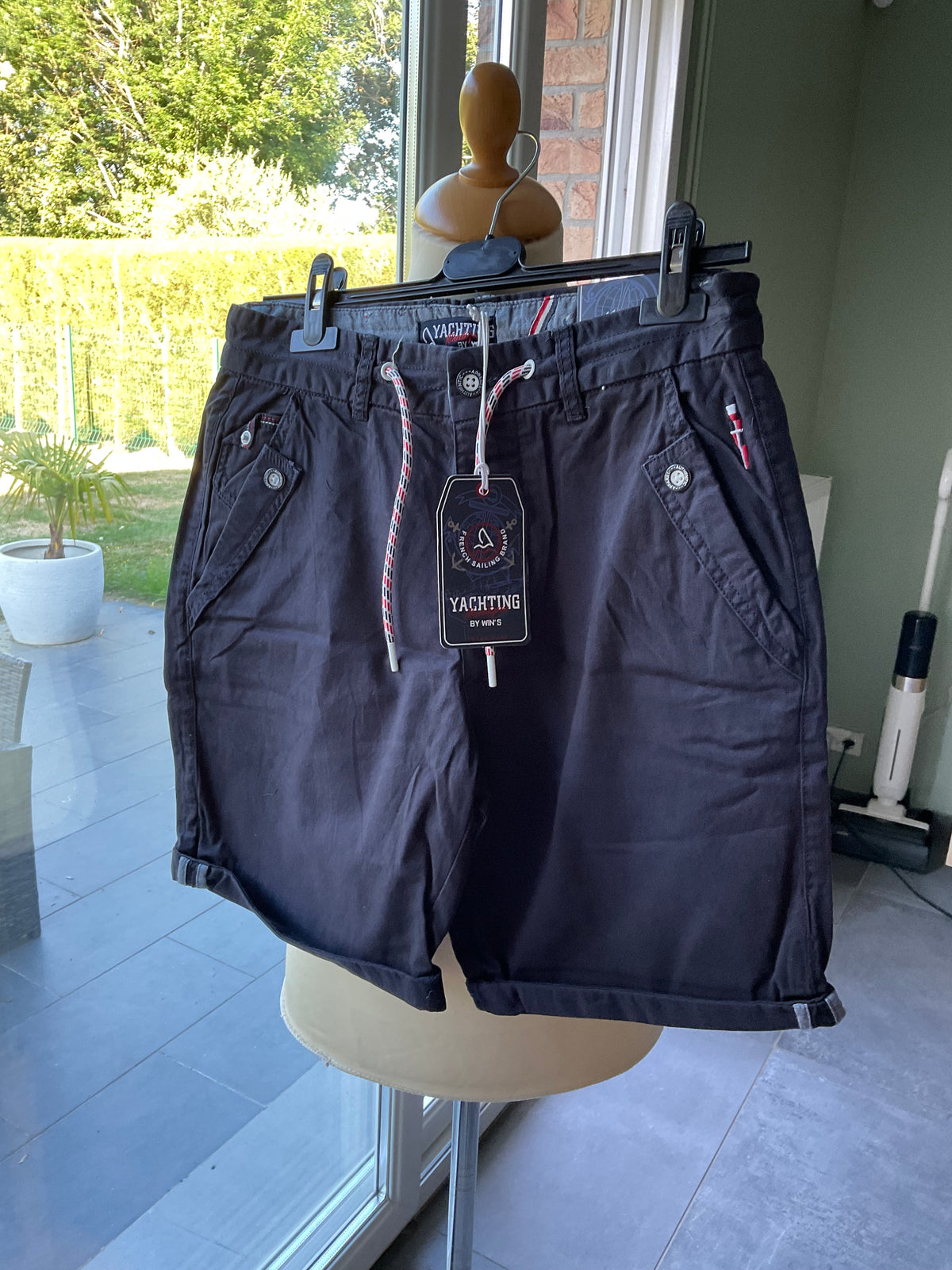 Short Joël