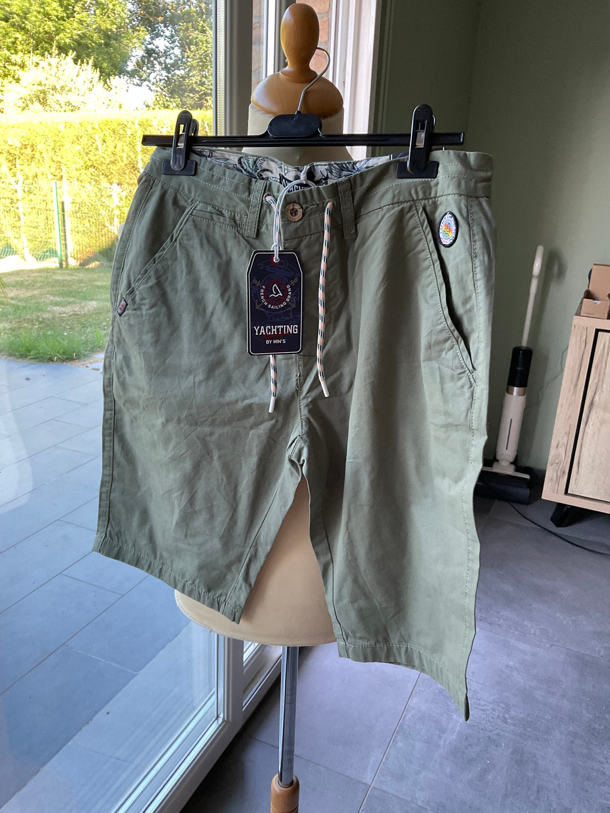 Short Joël